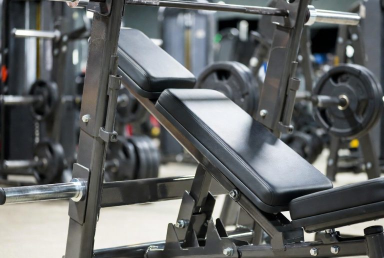 Flat vs Incline Bench Press Muscles Worked