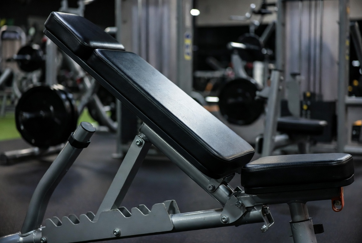 Incline Bench Press Muscles Worked vs Bench Press